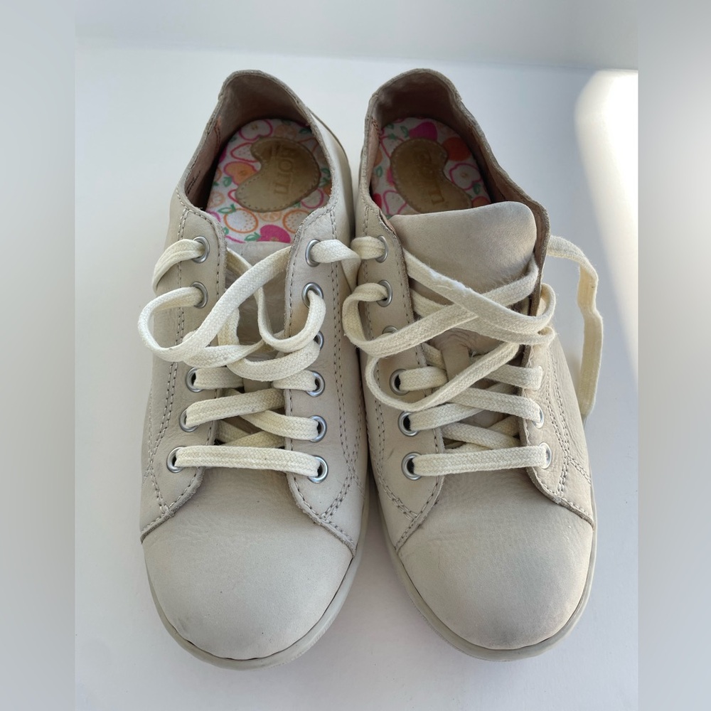Born Women's Cream Casual Sneakers Size 7.5